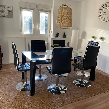 Les Lavandieres アパート